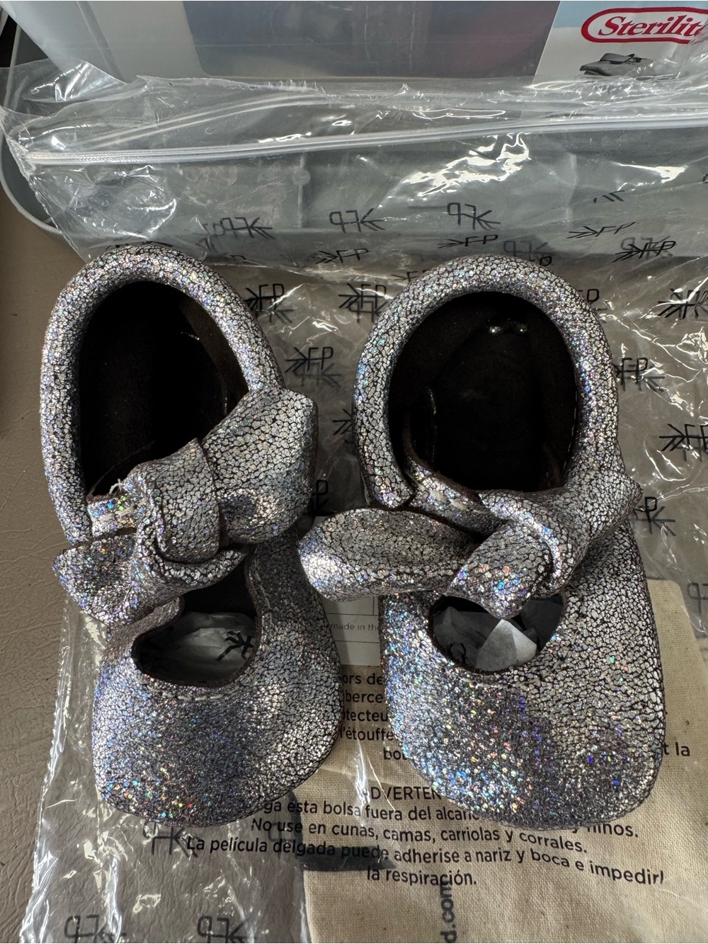 Freshly Picked Knotted Bow Mocc - Dark Hologram size 4